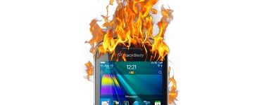 Boy Burned as Blackberry Curve 9320 Catches Fire
